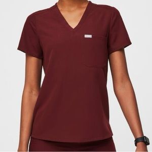 Women’s Figs scrubs SET